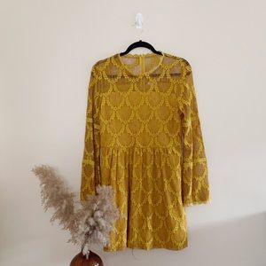 Bell Sleeved Retro Mini Dress